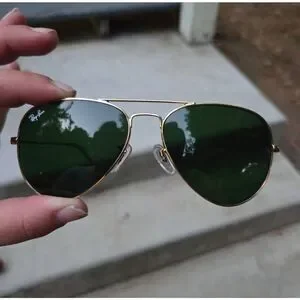 Ray-Ban Aviator Large Metal ll Polished Arista Gold G-15 Green Lens. RB3025. AVIATOR CLASSIC Sunglasses in Arista Gold and G-15 Green  main image 3